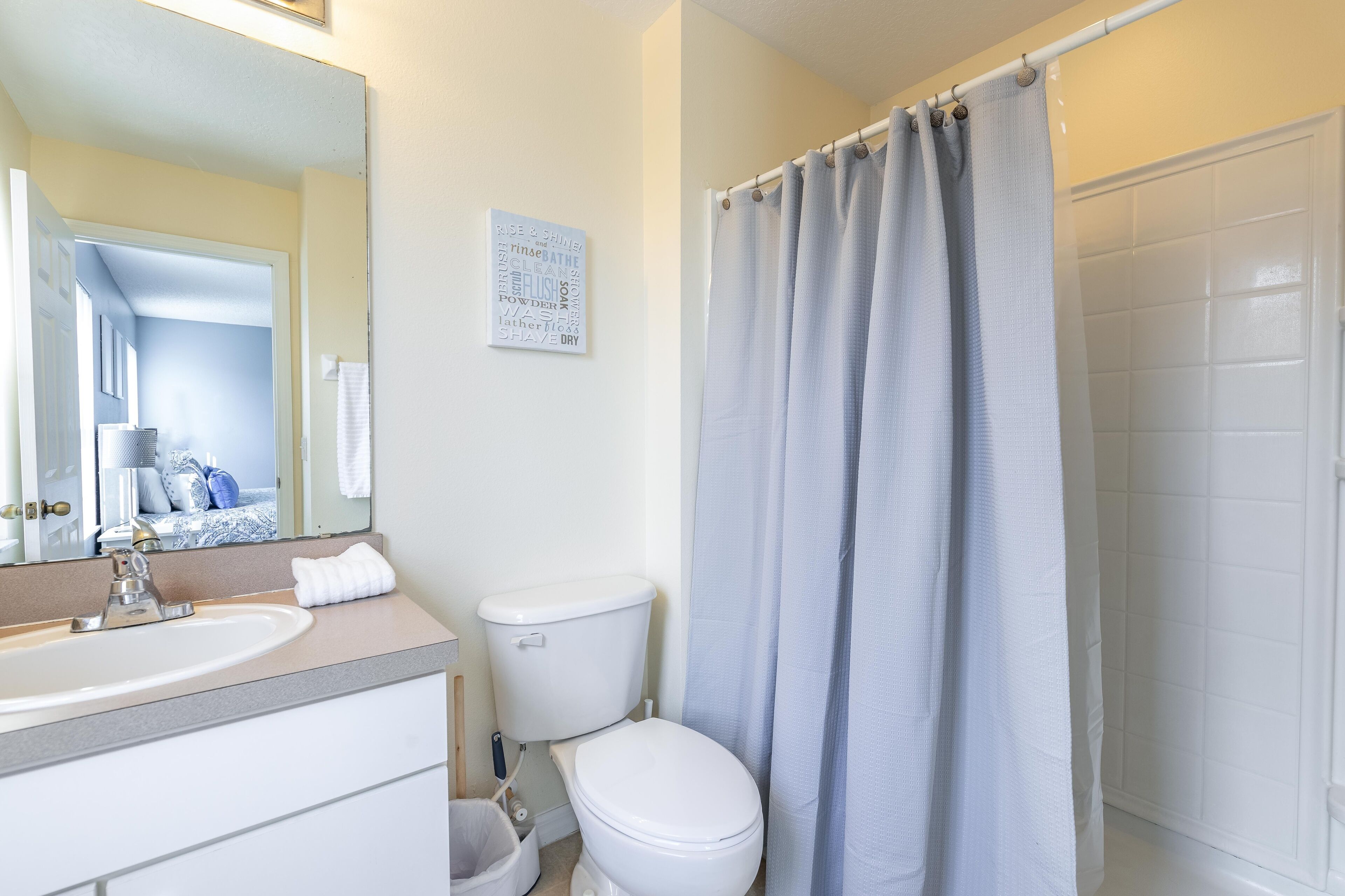 Exquisite Townhome w Pvt Pool Close to Disney by Redawning