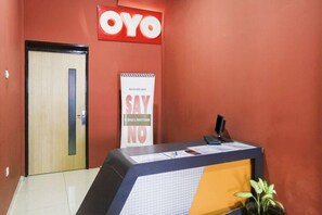 Lobby - OYO 3456 Citara Jaya Guesthouse (Bekasi)