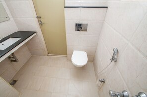 Shower, rainfall showerhead, towels