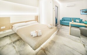 1 bedroom, travel cot, free WiFi, bed sheets