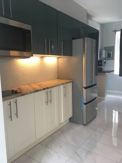 15 Under 1 Roof.  Luxury. University City.  Friends & Family Gatherings.