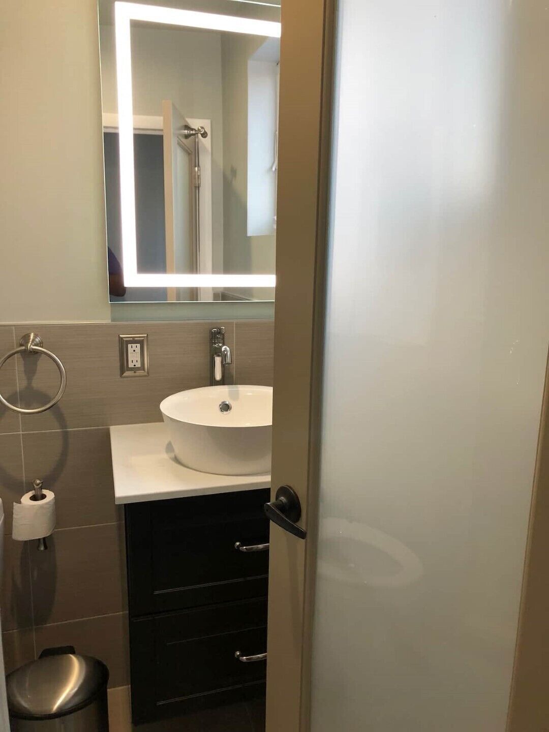 20-Luxury Under 1 Roof. University City. Entertain