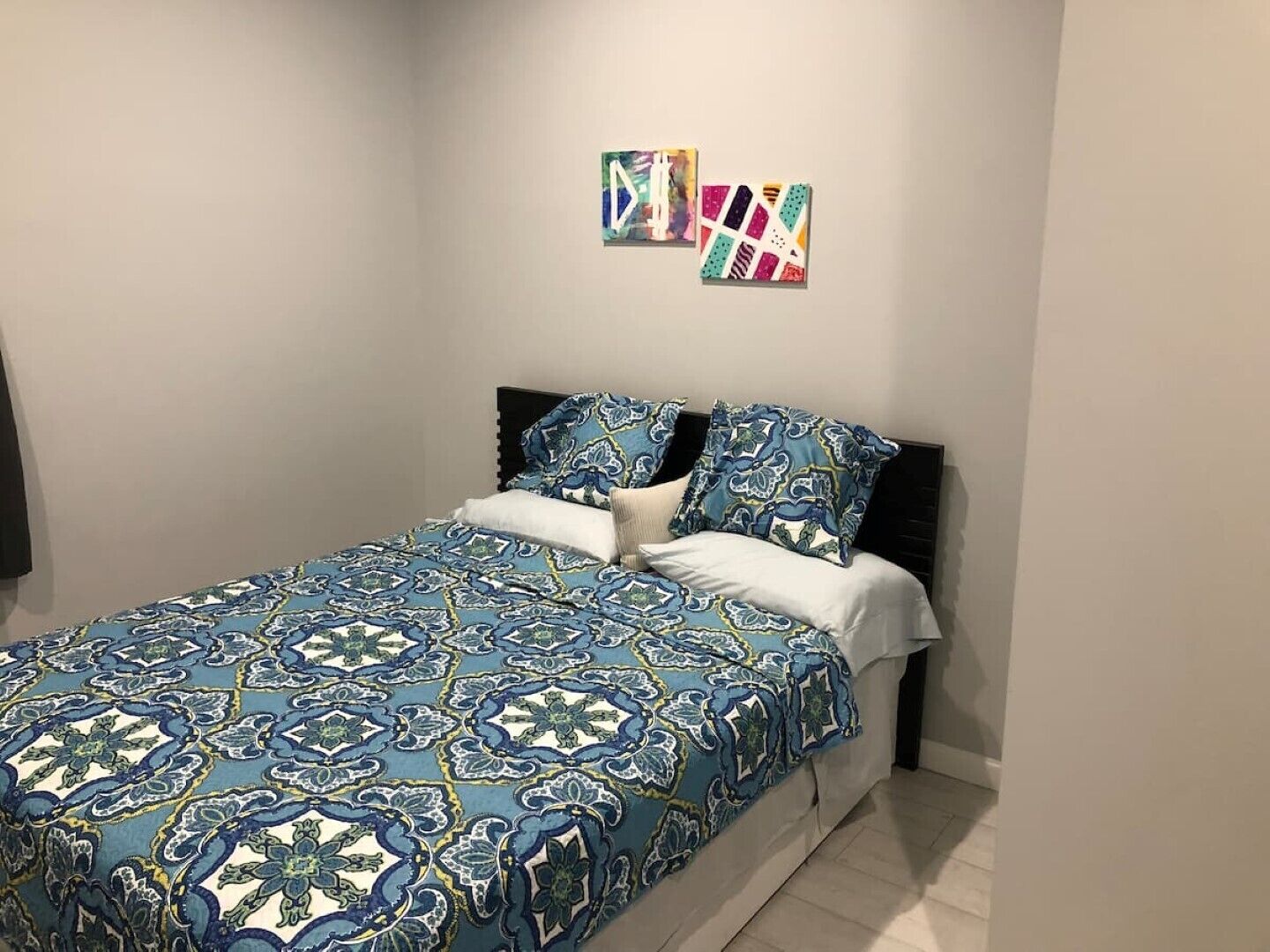 20-Luxury Under 1 Roof. University City. Entertain