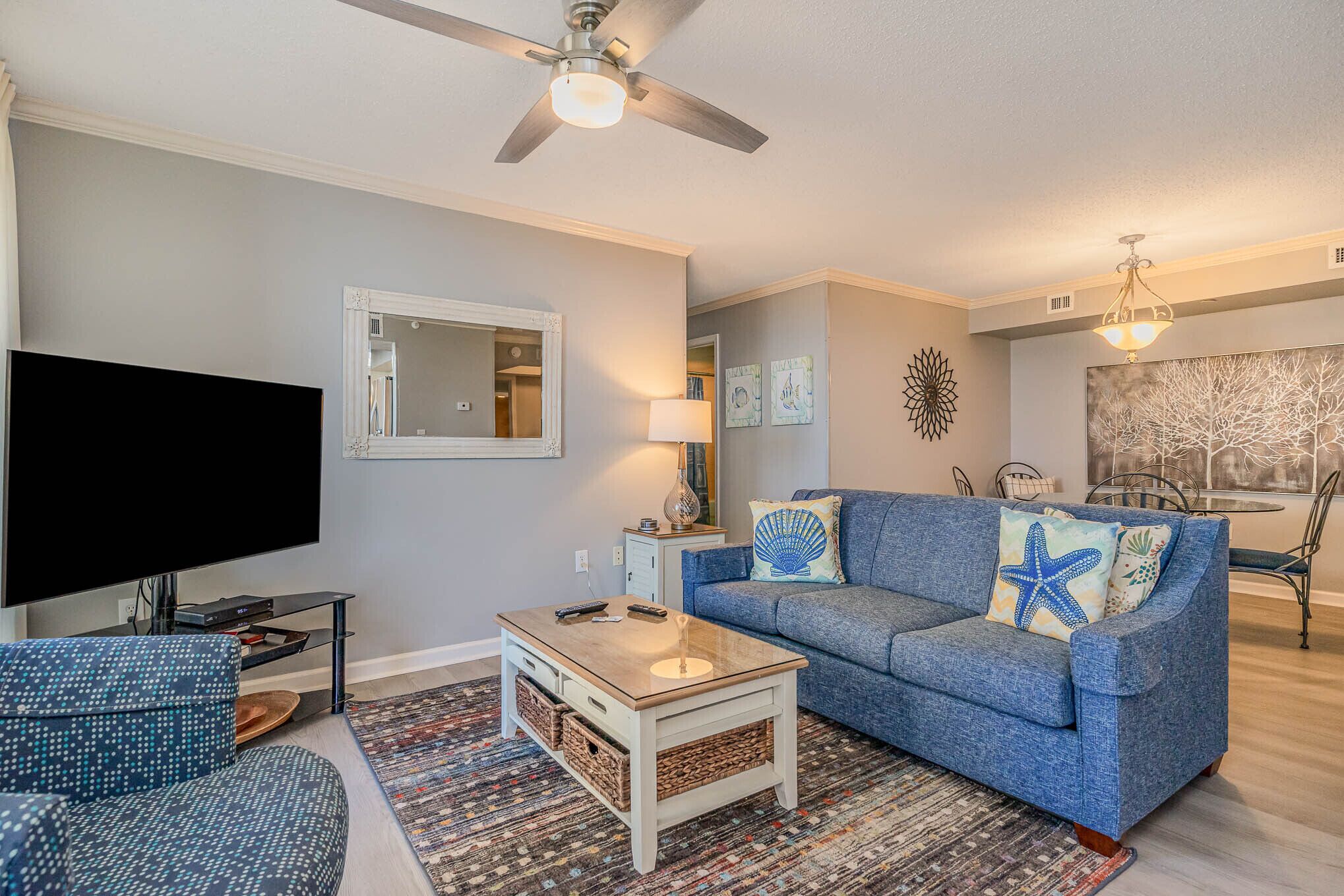 Ocean View Condo steps away from the beach - 106 Brighton