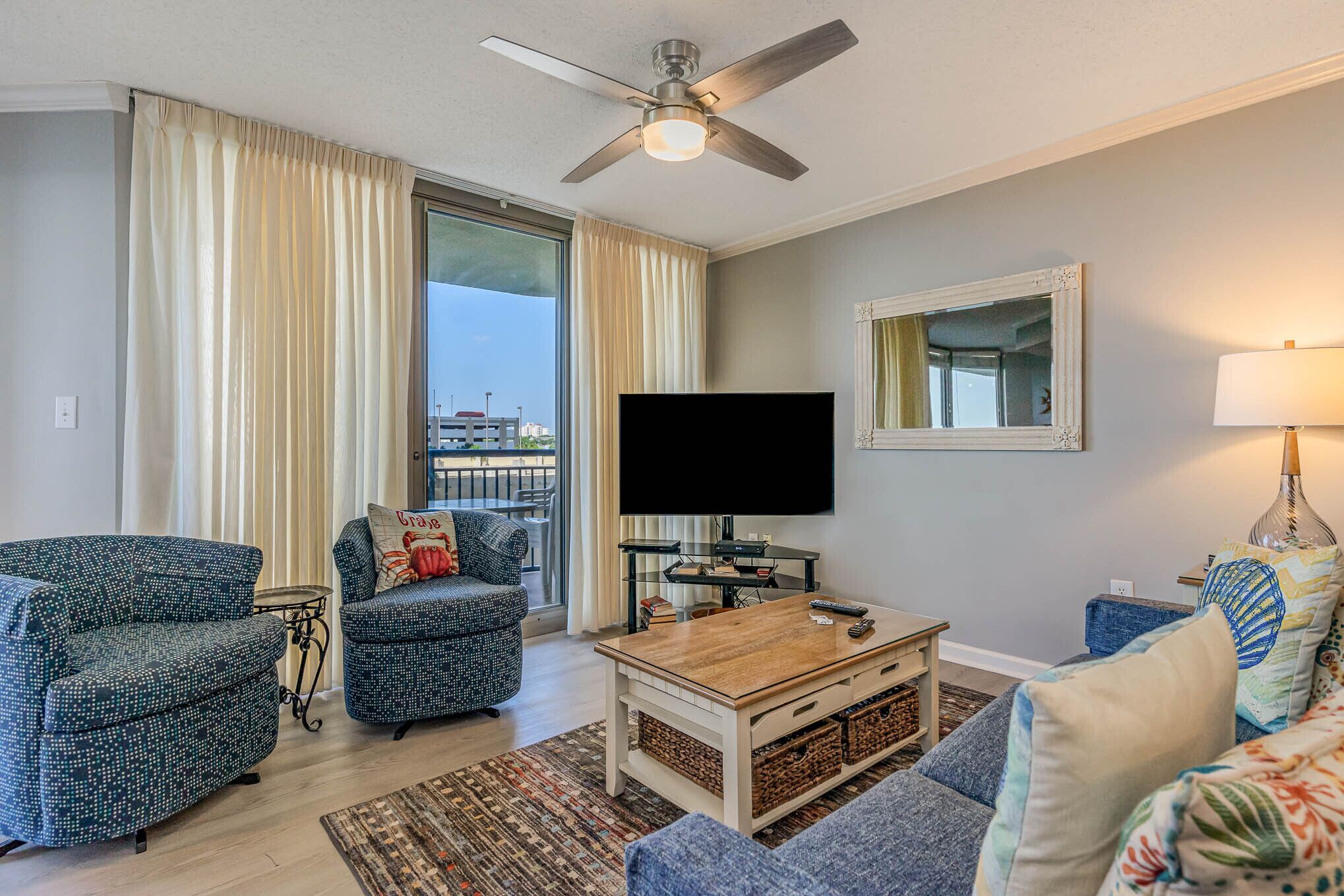 Ocean View Condo steps away from the beach - 106 Brighton