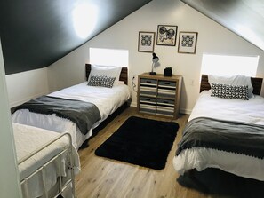 3 bedrooms, free WiFi, bed sheets