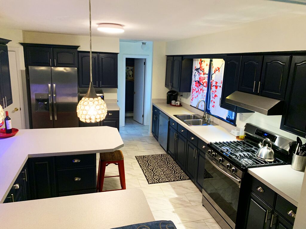 Private Pool Oasis just 50 minutes outside of Manhattan! 