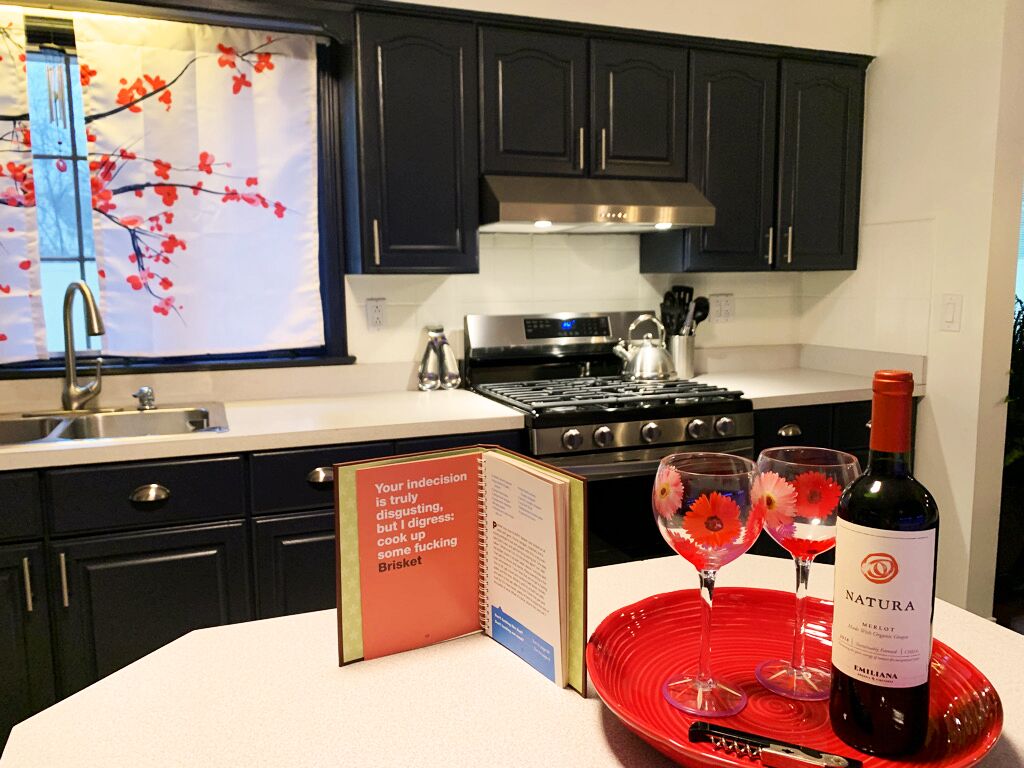 Private Pool Oasis just 50 minutes outside of Manhattan! 