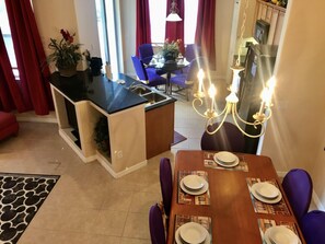 Villa, 3 Bedrooms | Dining