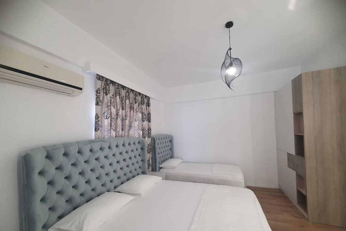 1 habitación, ropa de cama de alta calidad, minibar y wifi gratis