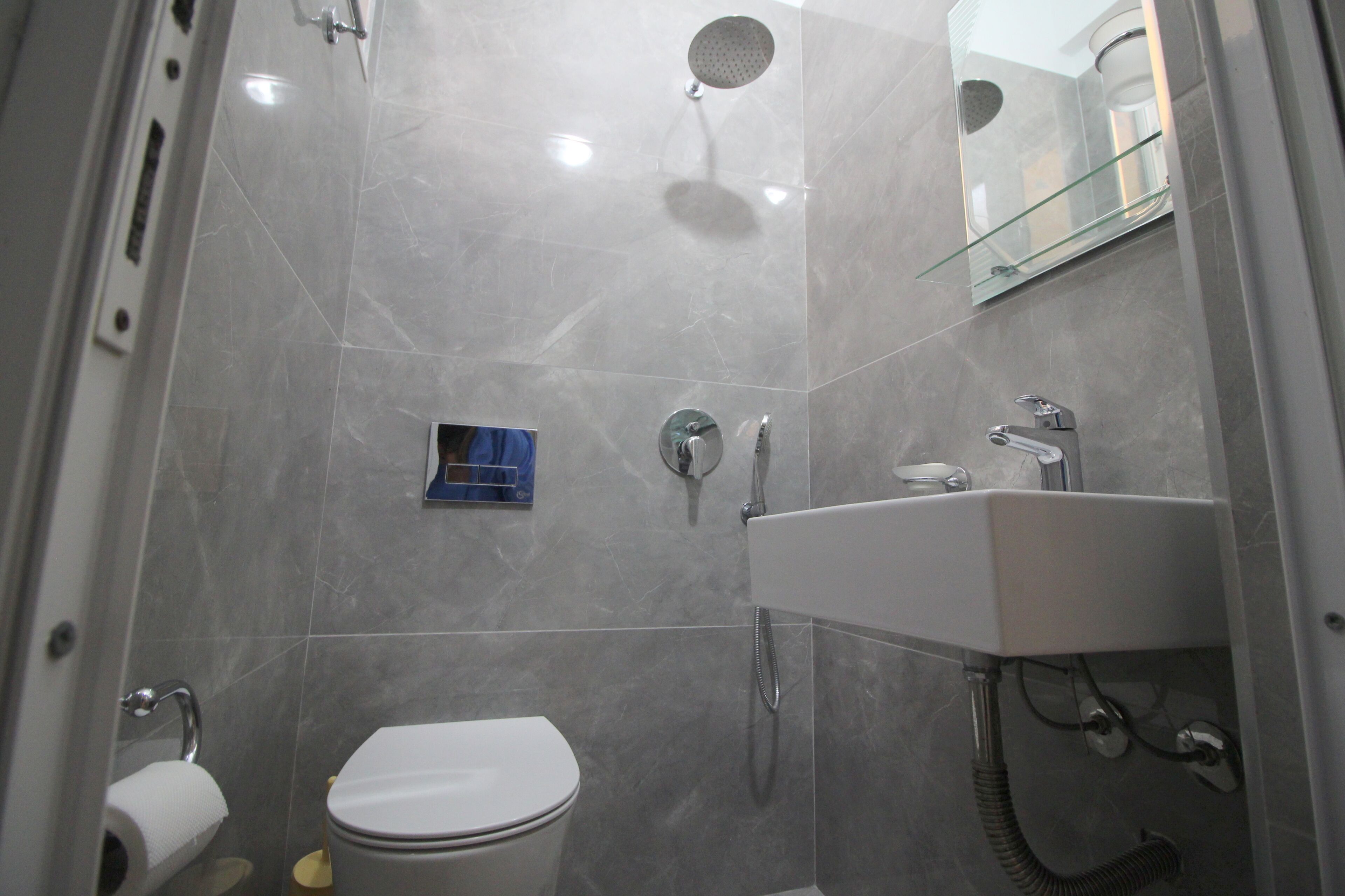 Foto - Murati Suites Sarandë