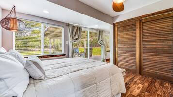 5 bedrooms, travel crib, WiFi, bed sheets