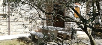 Villa Valeta 500 Meters From the Beach