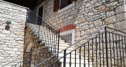 Villa Valeta 500 Meters From the Beach