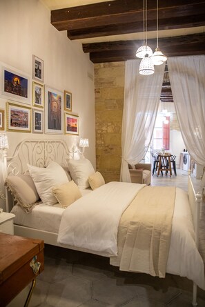 1 bedroom, iron/ironing board, cribs/infant beds, free WiFi