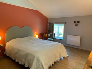 3 Schlafzimmer, Bügeleisen/Bügelbrett, Reisekinderbett, WLAN