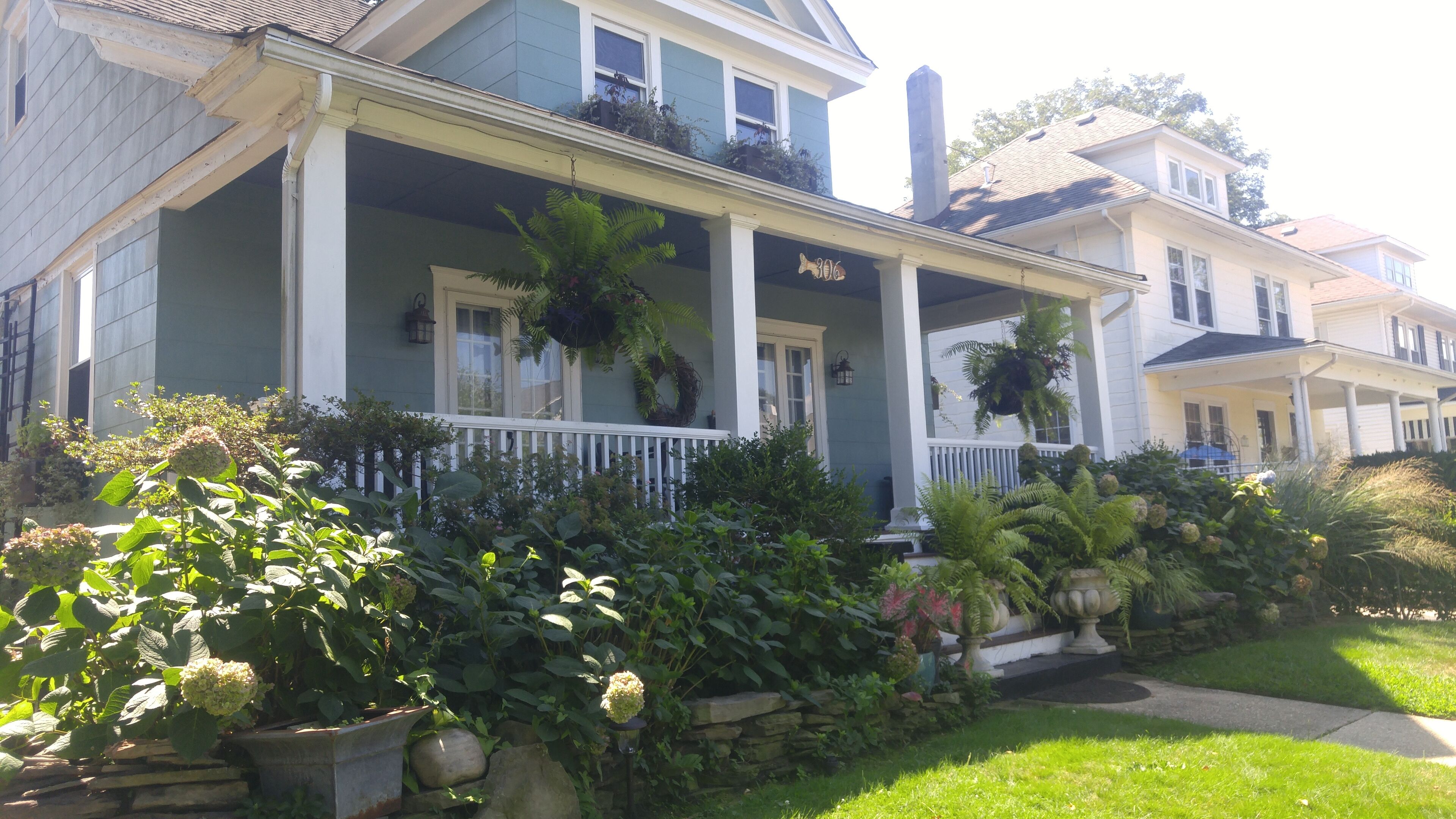 Quiet, Historic, Beach Town Getaway