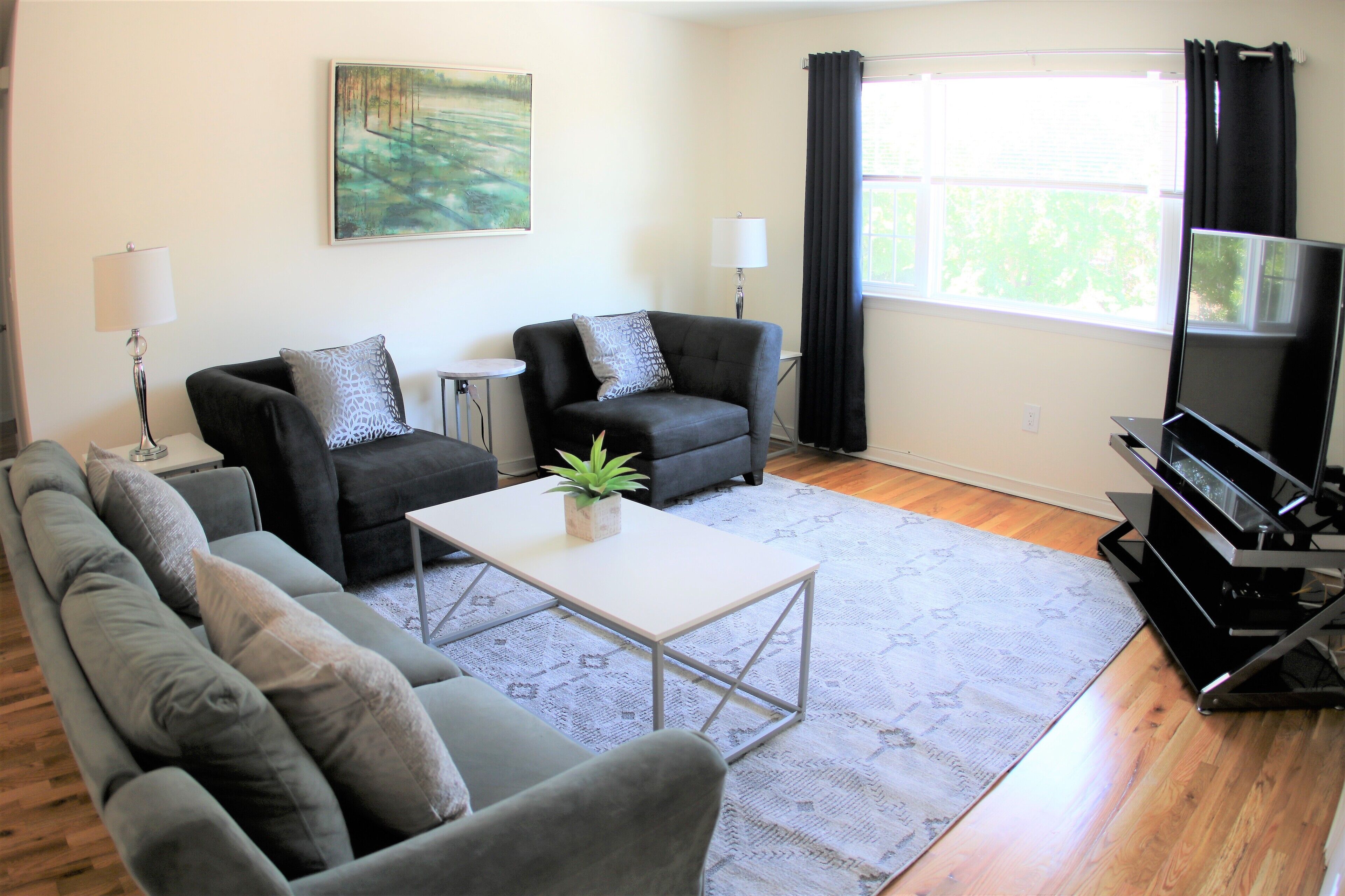 Gorgeous 3-Bedroom/2-Bath Apartment in Bridgewater