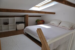 1 bedroom, iron/ironing board, free WiFi, bed sheets