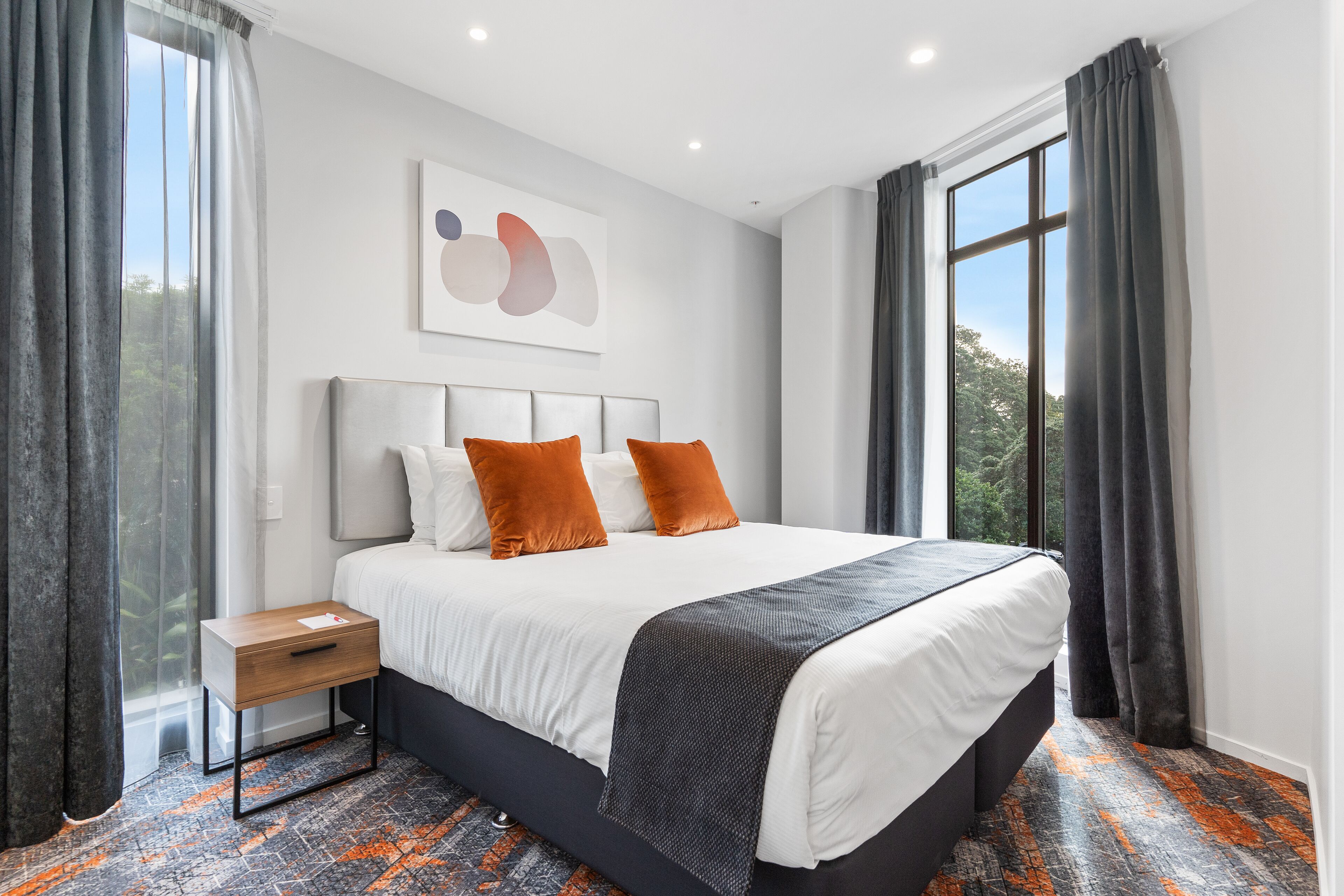 apartment, 2 bedrooms, kitchen (king) | 1 bedroom, blackout curtains, soundproofing, iron/ironing board