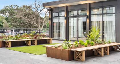 Ramada by Wyndham Newmarket Auckland