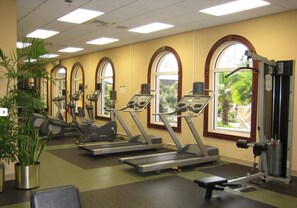 Casa, 3 habitaciones | Sala de fitness