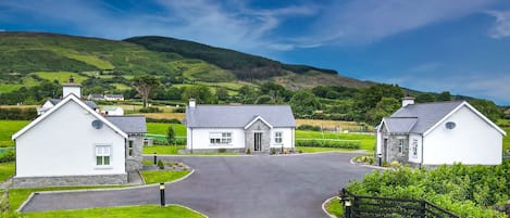 Bungalow, Accessible, Private Bathroom (Cottage A) | Property entrance