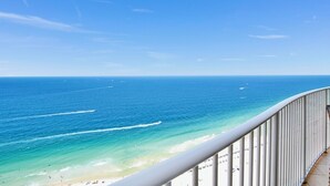 A coastal view with a clear sky and calm sea. - Turquoise Place C2605 | Gorgeous Updates! Oversized, hot tub/grill on deck, huge slide for kids! (Orange Beach)