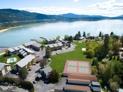 Downtown Sandpoint Lakeside Condo