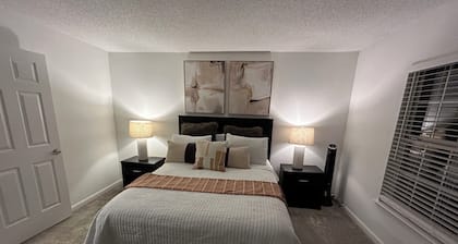 Fully Furnished One Bedroom/ One Bath In Alpharetta