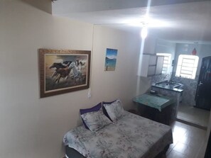 2 quartos, escrivaninha, Wi-Fi