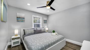 2 bedrooms, iron/ironing board, WiFi, bed sheets