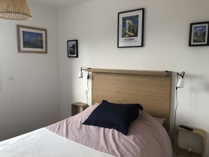 2 habitaciones, tabla de planchar con plancha y wifi gratis 