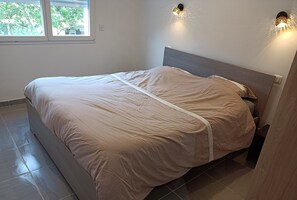 1 chambre, fer et planche à repasser, Wi-Fi gratuit, draps fournis