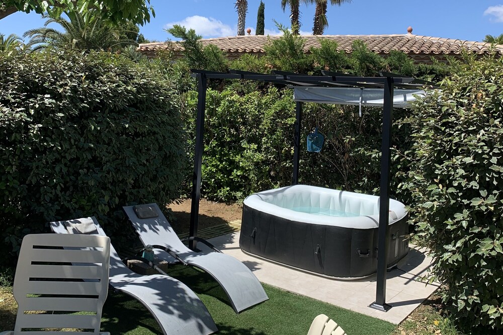 Gîte 50 m2 Pour 4 Pers sur 100 m2 Jardin Privé Avec SPA de mai a Septembre