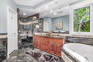 House (Point of View) | Bathroom