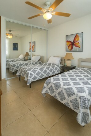 2 bedrooms, iron/ironing board, free WiFi, bed sheets