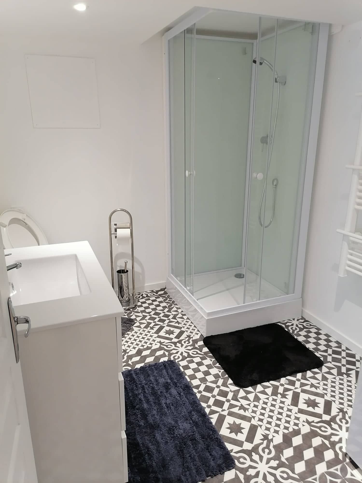 Bel Appartement Dans Petite Copropriété