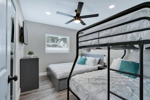 4 habitaciones, tabla de planchar con plancha y wifi gratis 