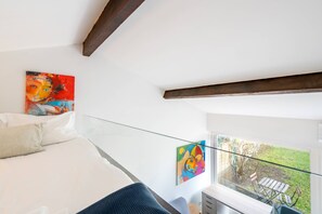 1 makuuhuone, silitysrauta/-lauta, internet, vuodevaatteet