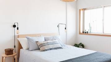 1 dormitorio, tabla de planchar con plancha, Internet y ropa de cama