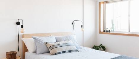 1 bedroom, iron/ironing board, Internet, bed sheets