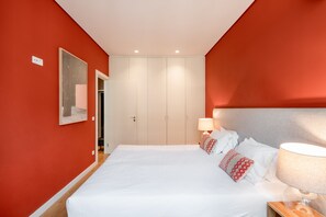 1 bedroom, iron/ironing board, internet, bed sheets - VIVA SIZE Flats Clérigos - Apartment 2.2 (Porto)