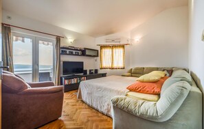 4 quartos, cofres nos quartos, berço de viagem, Wi-Fi de cortesia