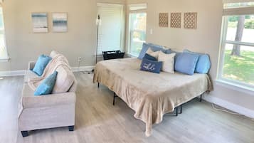 2 bedrooms, free WiFi, bed sheets