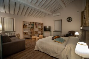 1 Schlafzimmer, Bügeleisen/Bügelbrett, Reisekinderbett, kostenloses WLAN