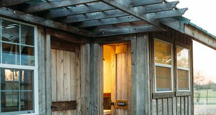 Tiny House Cottage at Mars Hill Farm