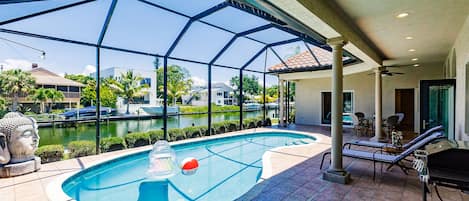 Outdoor pool, a heated pool