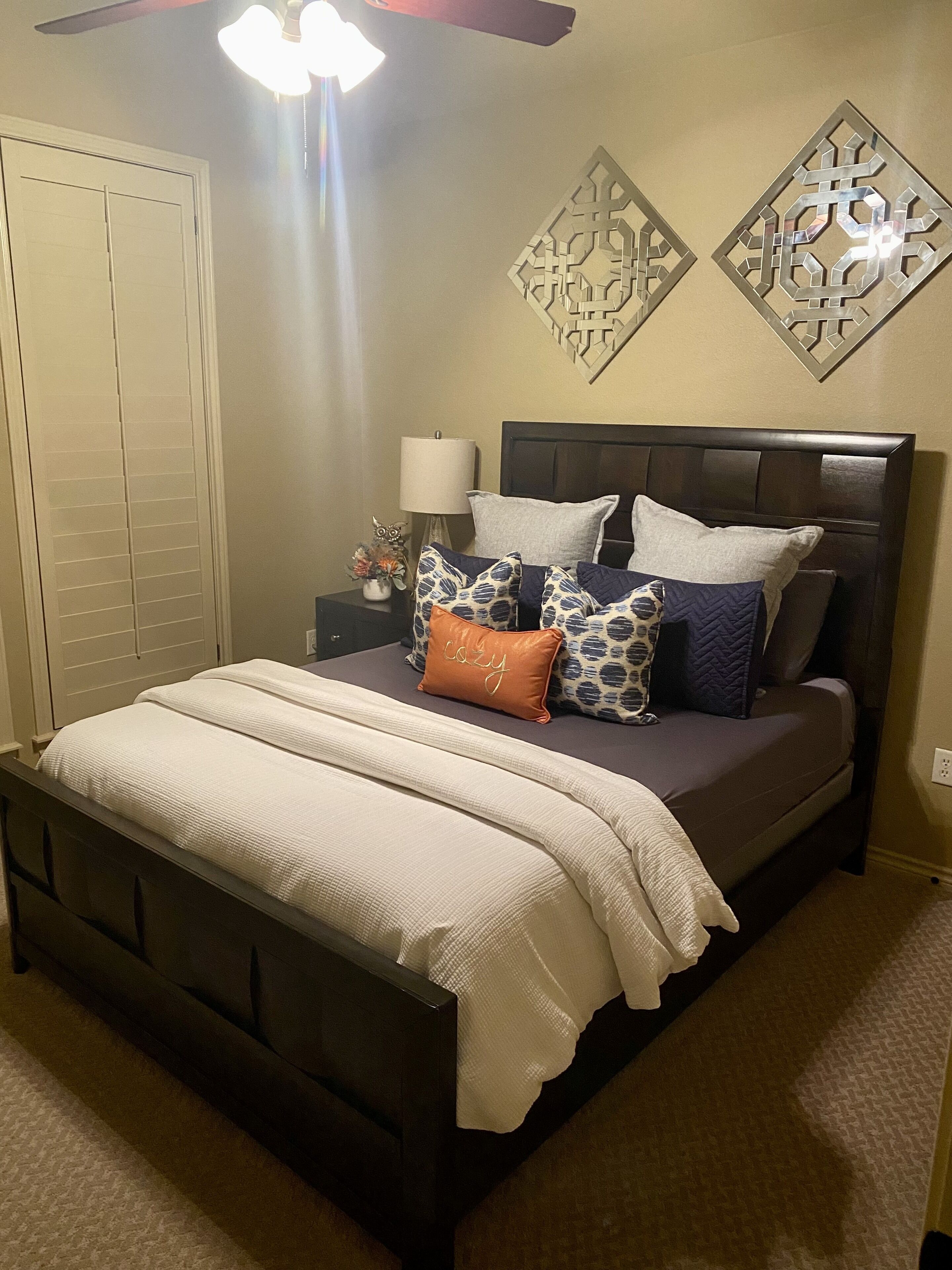 Aggieland Weekend Home w/ Jacuzzi