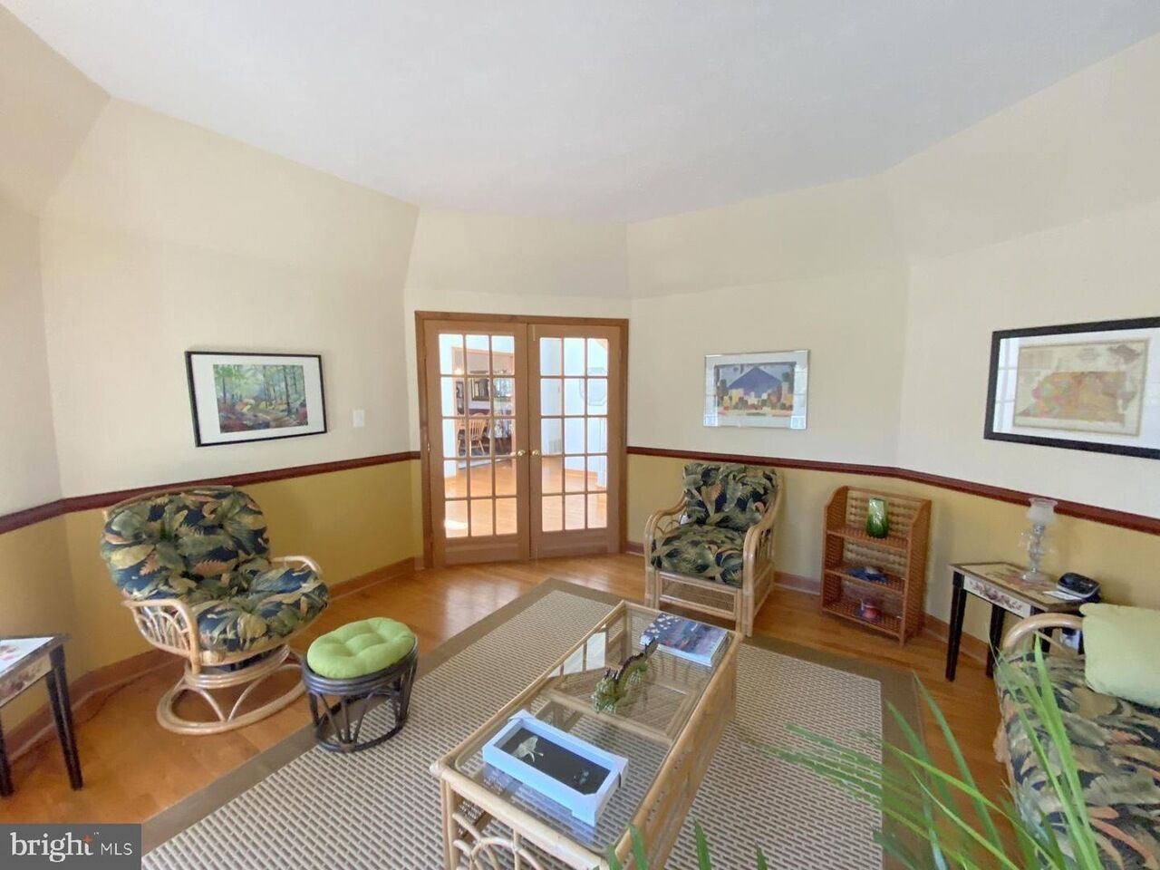 Private 10 acres with Blue Ridge Mountain Views! Enjoy any season RIGHT here!